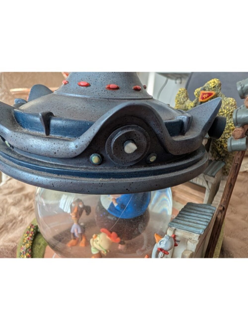 RARE Disney Store Chicken Little UFO Spaceship Snowglobe Baseball Figurine - Picture 10 of 10